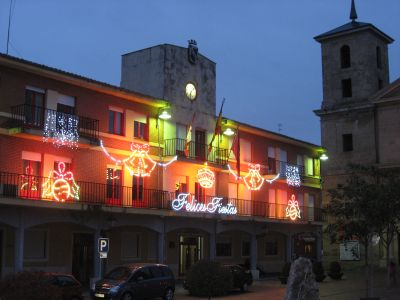 

El Ayuntamiento iluminado durante estas fiestas

