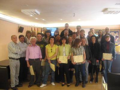 

Alumnos del taller con representantes del Ayuntamiento

