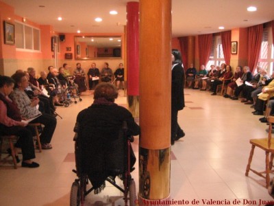 

Participantes en el taller de musicoterapia

