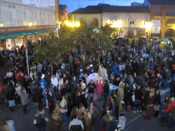 

Gran afluencia de público en la Plaza Mayor

