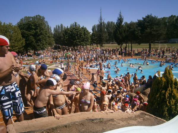 

SE BATEN TODAS LAS EXPECTATIVAS AL CIERRE DE LAS PISCINAS
