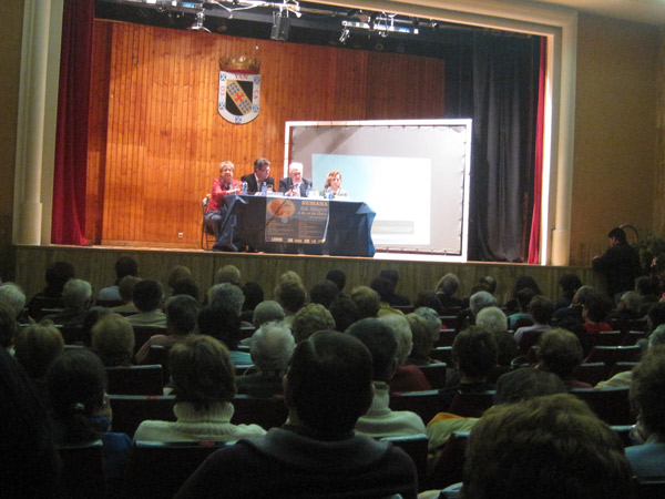 

EL DELEGADO TERRITORIAL DE LA JCYL EN LEÓN INAUGURA LA VI SEMANA DEL MAYOR

