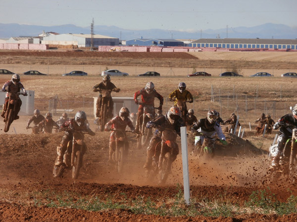 

INAUGURACIÓN DEL CIRCUITO DE MOTOCROSS LOS CUCHARALES

