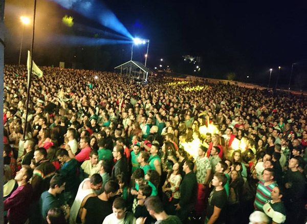 

Foto del público en la actuación de Panorama
