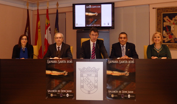 

PRESENTACIÓN DE LA PROGRAMACIÓN DE LA SEMANA SANTA 2015

