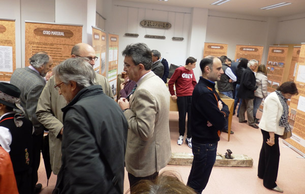 

ÉXITO DE LA EXPOSICIÓN SOBRE EL TREN BURRA EN VALENCIA DE DON JUAN

