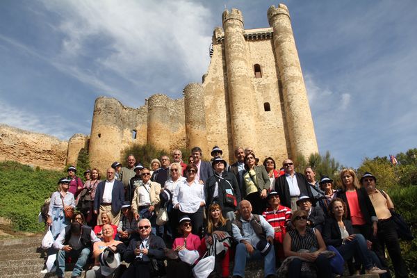 

Foto tomada al pie del castillo coyantino

