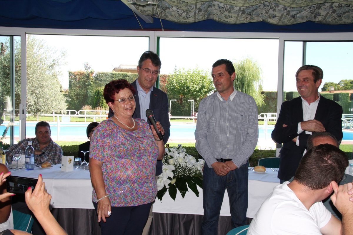 La Asociación Leonesa de Apicultores celebra su fiesta en Valencia