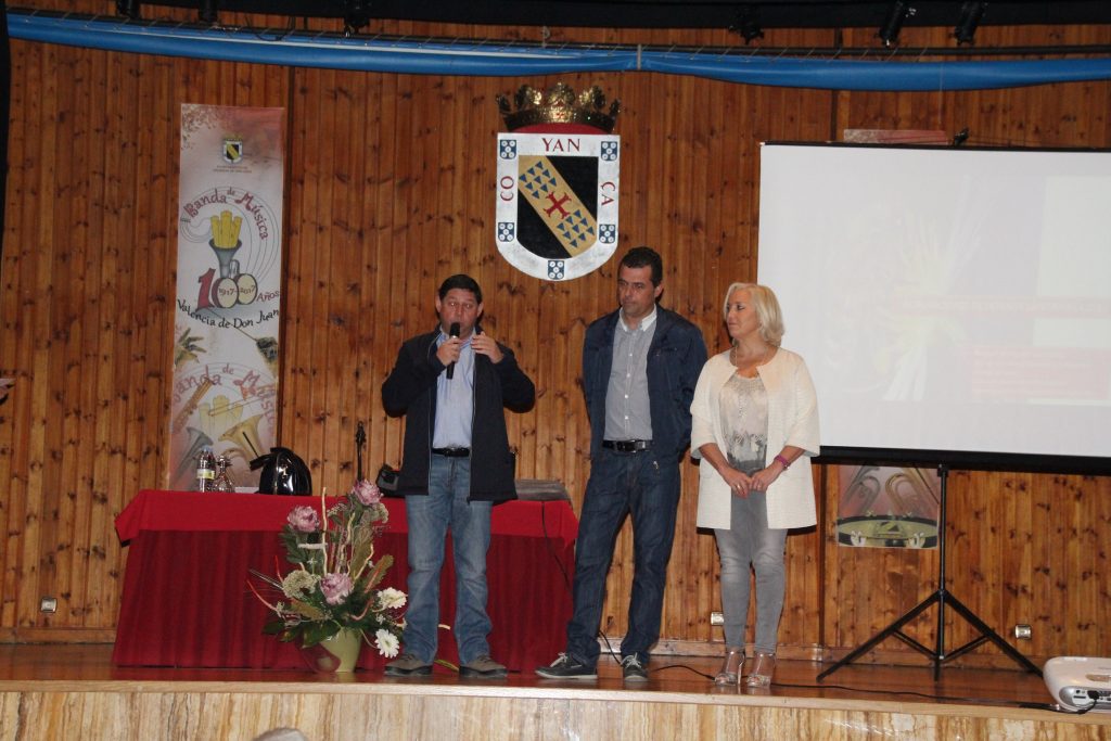 Inauguración de la reunión de la asociación en Valencia