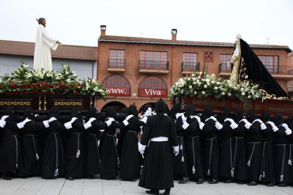 Procesión de Resurrección. Domingo de Pascua