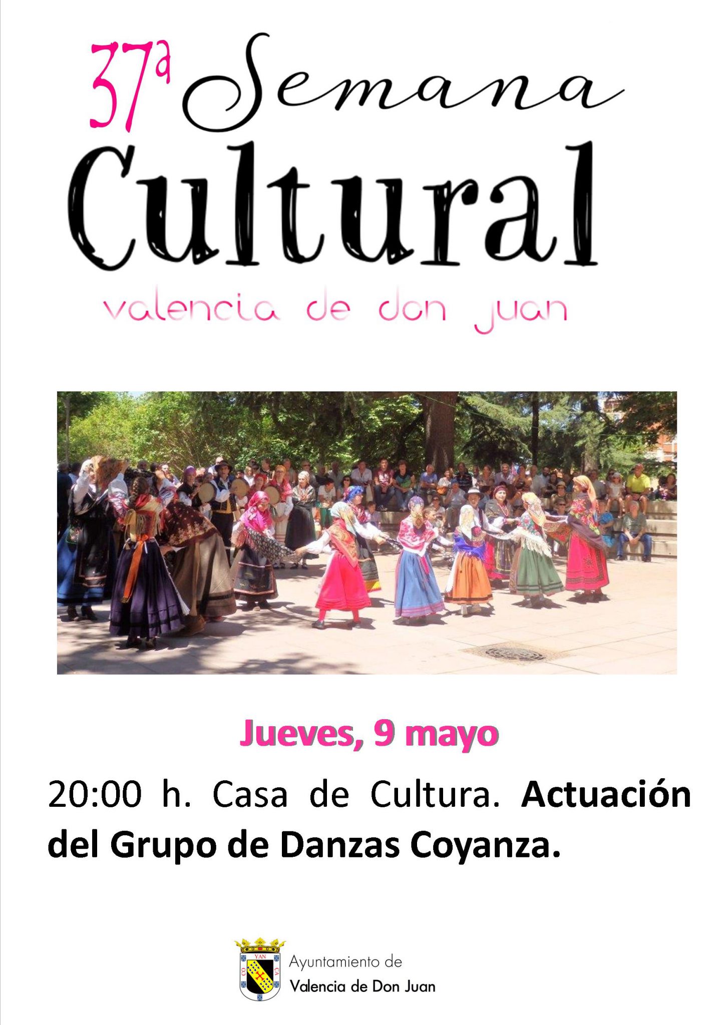 Actuación del Grupo de Danzas Coyanza