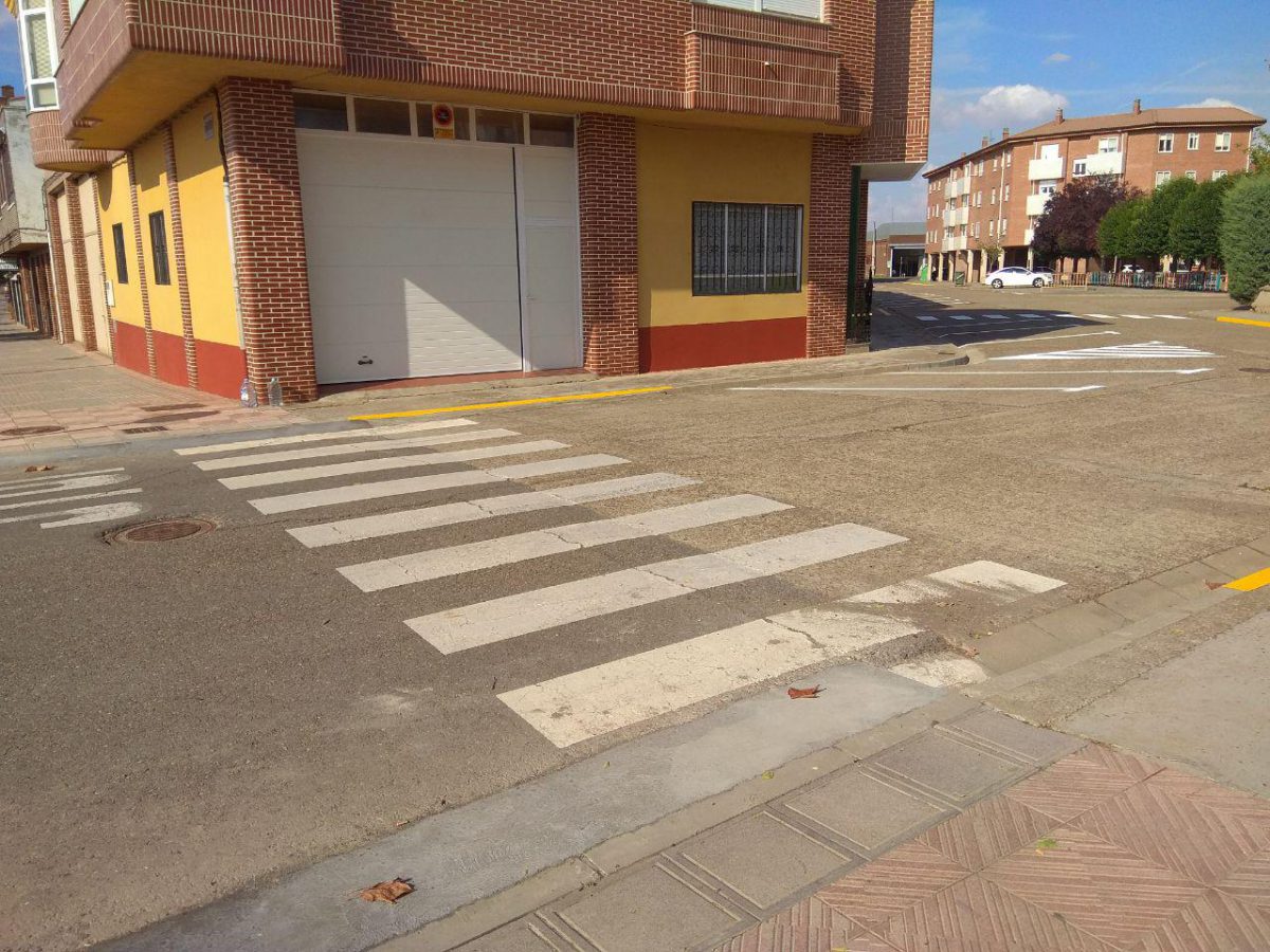 Valencia-De-Don-Juan-Trabajos-Accesibilidad-Colegio-CEIP-Bernardino-Perez