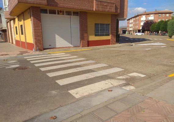 Valencia-De-Don-Juan-Trabajos-Accesibilidad-Colegio-CEIP-Bernardino-Perez