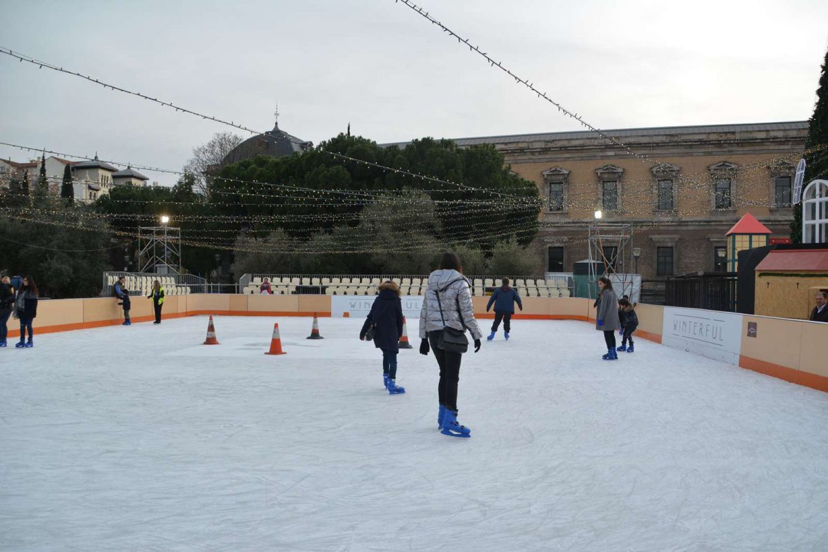 Imagen-Pista-De-Hielo-Aire-Libre-Madrid