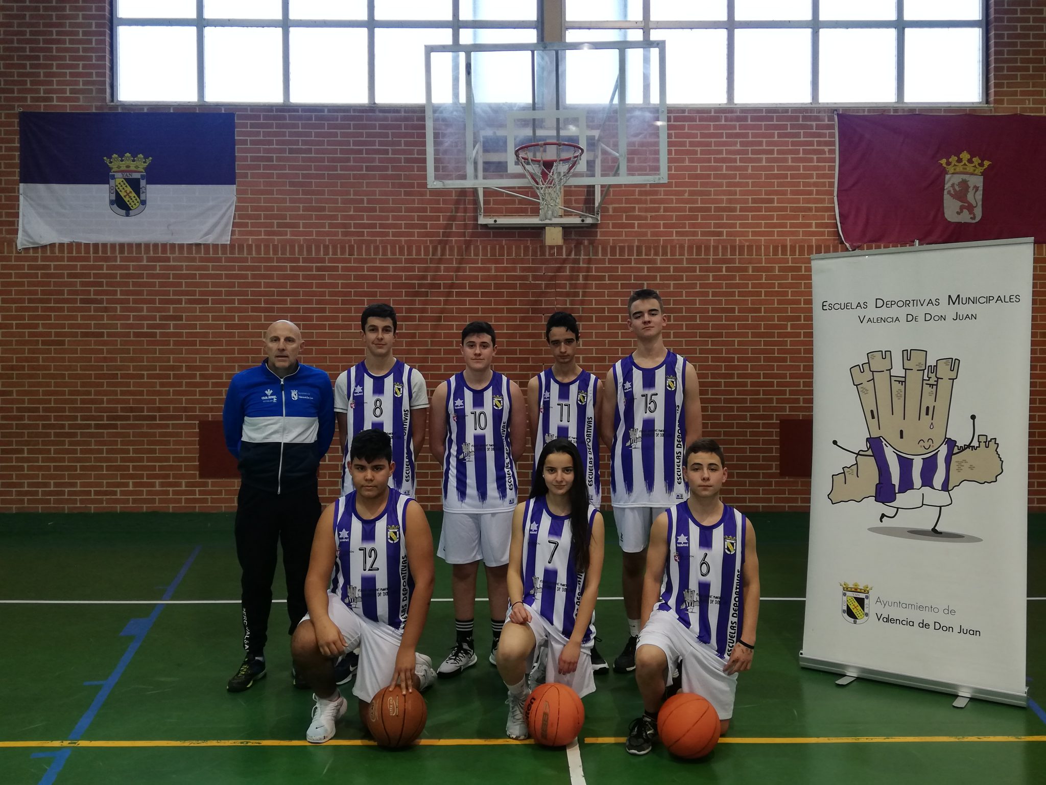 Valencia-De-Don-Juan-Escuelas-Deportivas-Cadete-Baloncesto