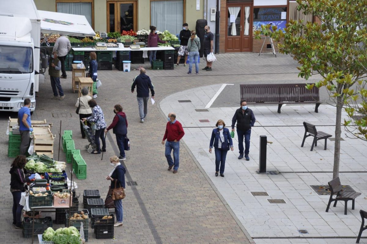 Valencia-De-Don-Juan-Mercado-Semanal-Plaza-Mayor