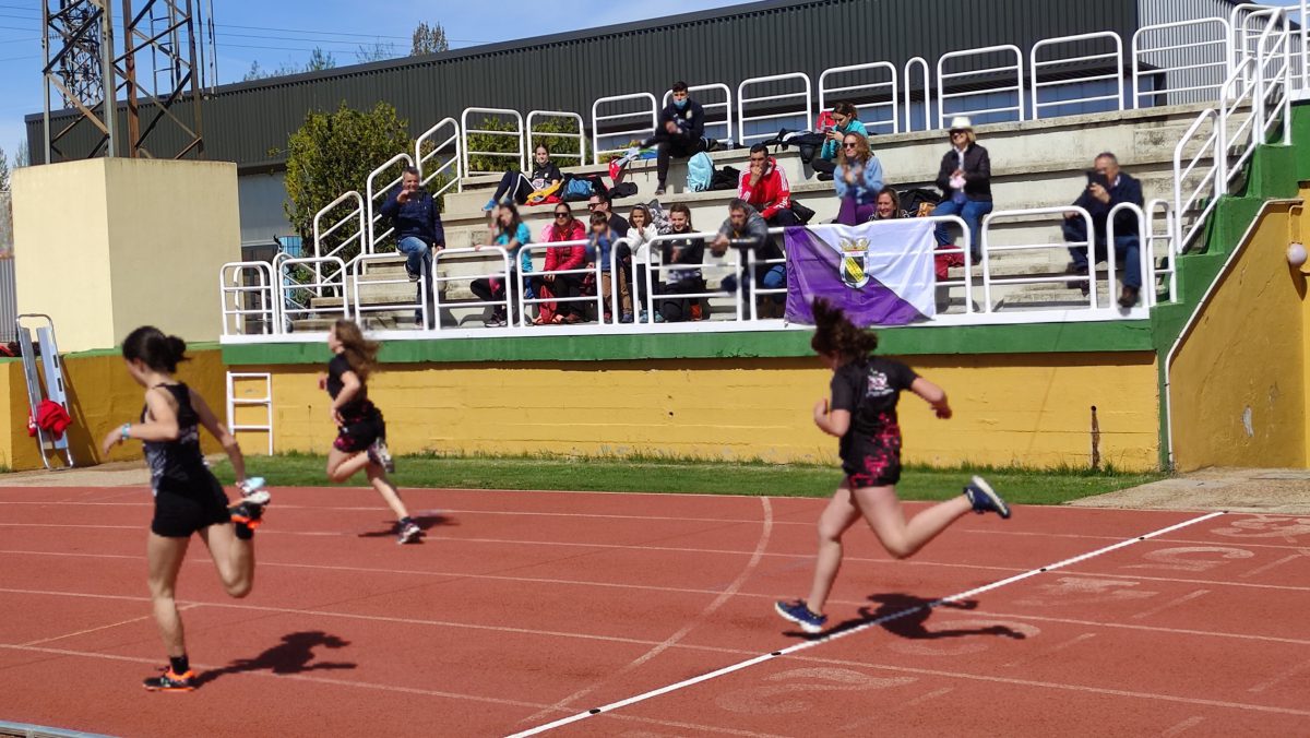 Valencia-De-Don-Juan-Escuelas-Deportivas-Coyanza-Atletismo-Pista-Aire-Libre_2