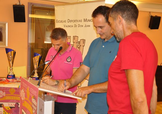 Valencia-De-Don-Juan-Ademar-I-Torneo-Verano-Ciudad-Coyanza_3