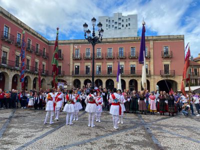 Valencia-De-Don-Juan-Grupo-De-Danzas-Cabreros-Casa-León-Asturias-20221023