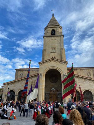 Valencia-De-Don-Juan-Pendones-Casa-León-Asturias-20221023