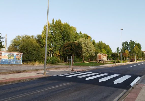 Valencia-De-Don-Juan-Seguridad-Vial-Reductor-Velocidad-Avenida-Palanquinos_2