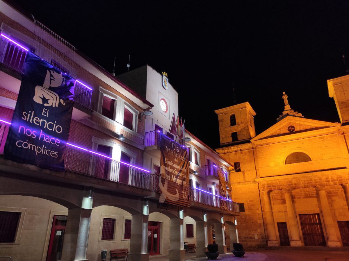 Valencia-De-Don-Juan-25-Noviembre-2021-Día-Internacional-Contra-La-Violencia-De-Género-Ayuntamiento-1