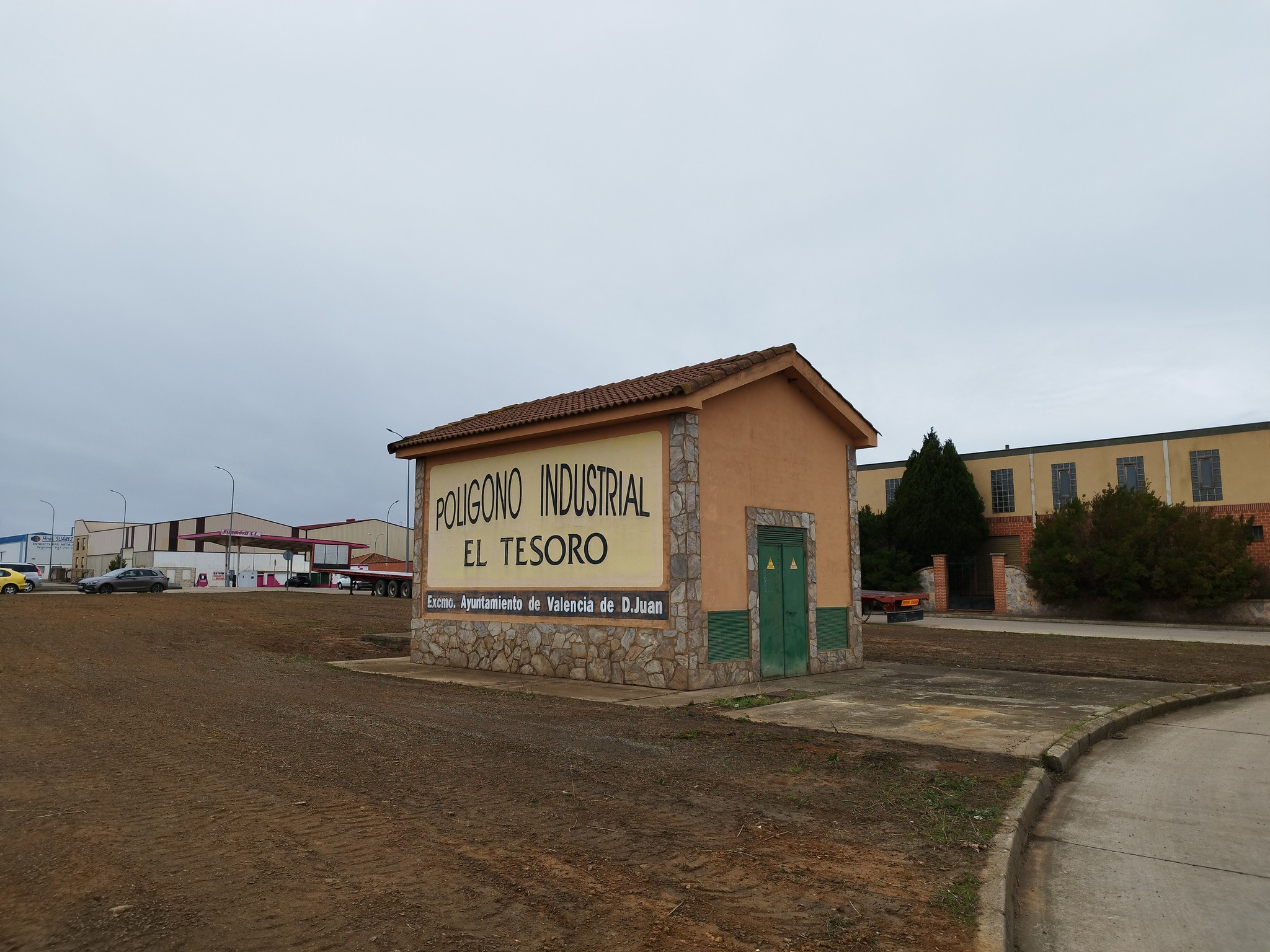 Valencia-De-Don-Juan-Energías-Renovables-Autconsumo-Depósito-Polígono-Industrial-El-Tesoro_10