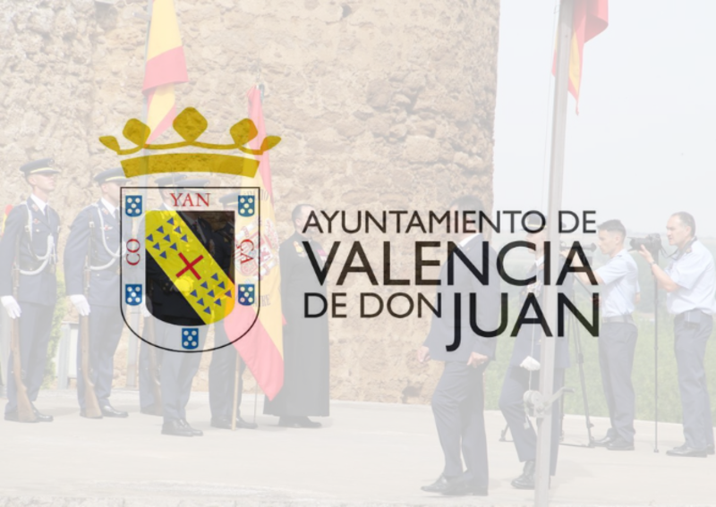 Recoger diplomas de la Jura de Bandera